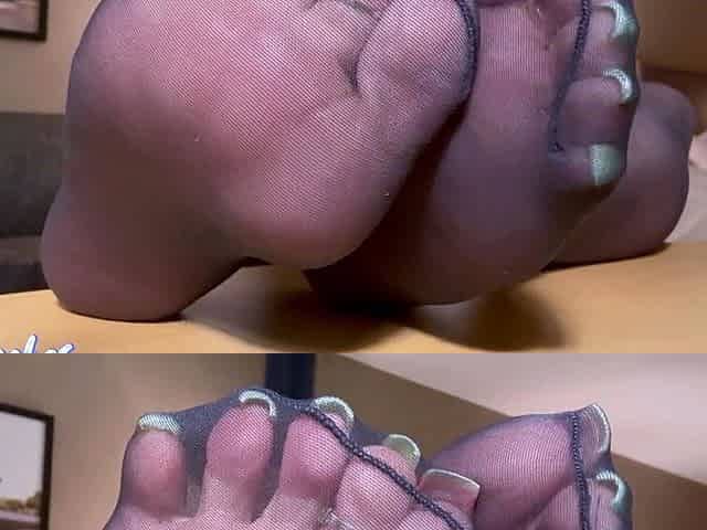 Maitresse Madelines solo foot fetish POV