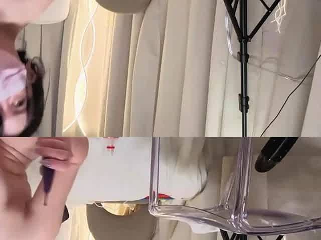 kr 2hyun dildo squirts 2