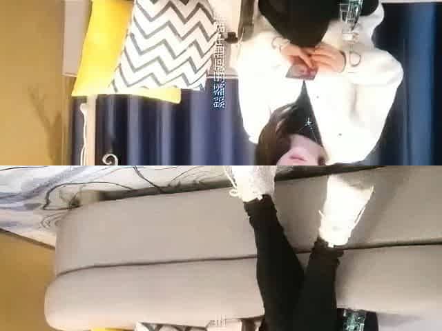 Amateur Asian College Teen Gives Blowjob