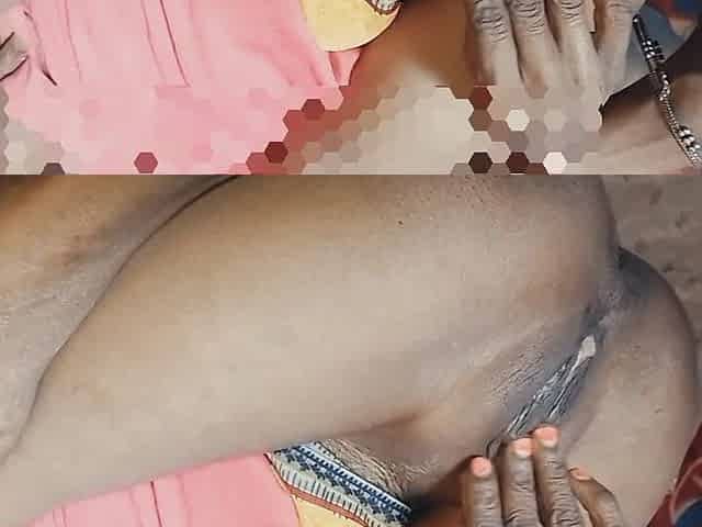 Seeing the Opportunity, the Native Biharin Thought of Showing Her Big Ass to Jeth