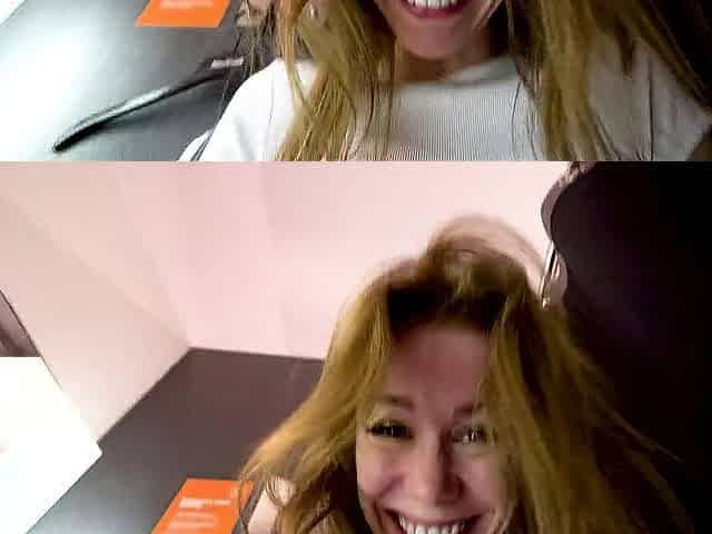Hottie Masturbating in public dressing room - Mia Bandini