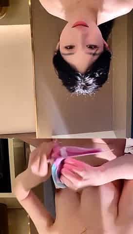 Amateur hottie solo masturbation