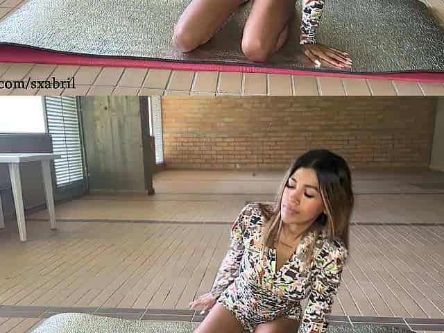 Hot Zharick Does Outstanding Butt Teasing Yoga