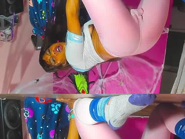 Solo Masturbation Squirt On My Leggis Love Need Ur Sweet Legs Here For My Clit Stepdadd