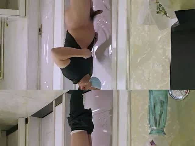 Adorable Japanese teen Izumi Koizumis pussy toyed until