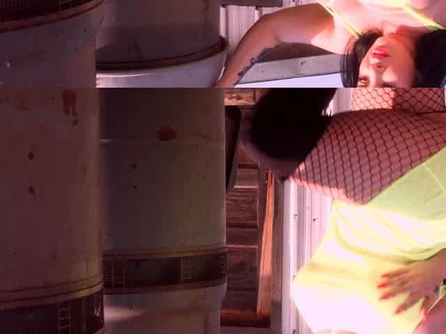 Brunette with big boobs gives a blowjob