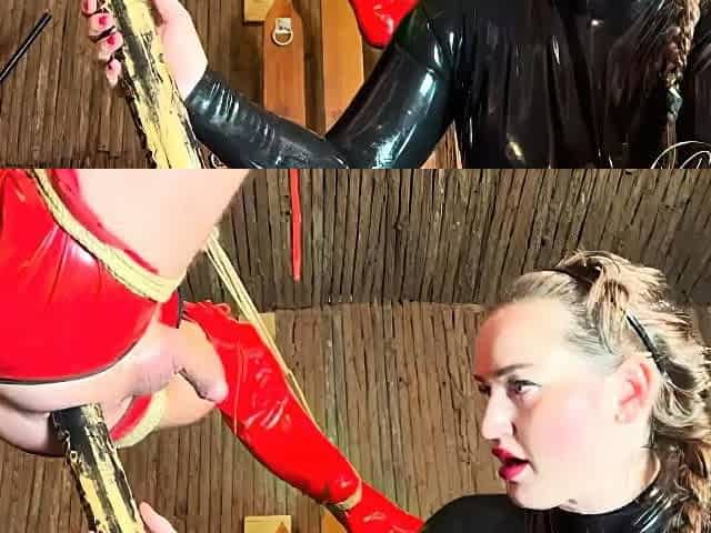 Vivienne l'Amour - Pegging and Fisting the Fuckpup -