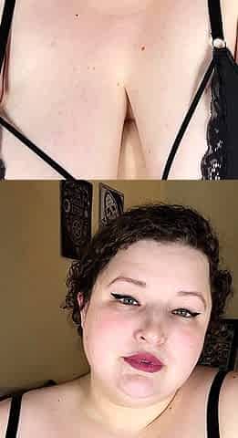Bubble butt amateur goes solo with a toy in the powder room