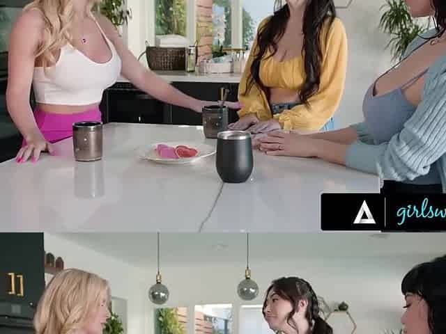 Big Tits Milf Smut With Amatory And From With Little Chloe, Danielle Renae And Chloe Surreal