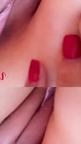 Fingering myself while I'm home alone