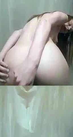 Amateur Webcam Teen Masturbates And Teases