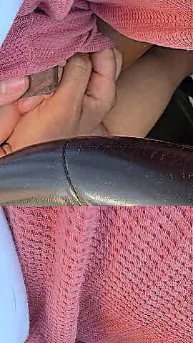 Step mama pulled out step son jock from his panties in the car