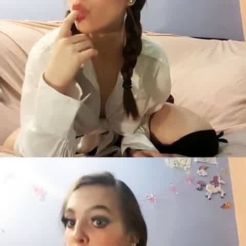 Big-Tit Brunette Babe Fingers Her Big Ass On Webcam Solo