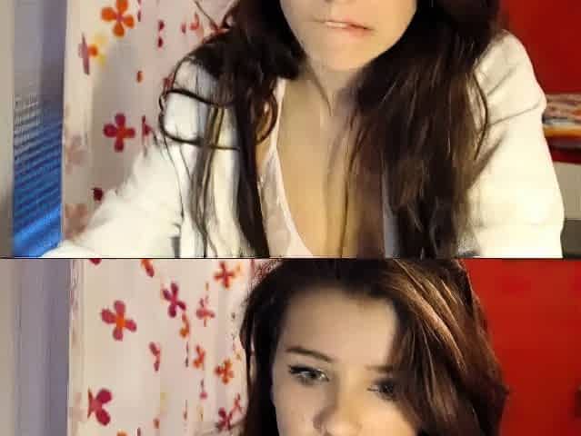 Amateur webcam girl masturbate big dildo