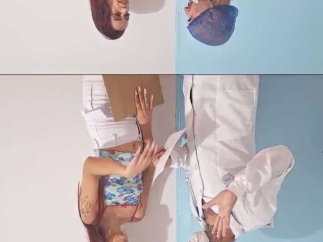 Gynecologist plays around with patient's snatch!