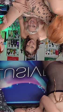 Unbelievable Lesbian Foursome! Sexy Adventure with Barmaid Ended up Deep Fisting!