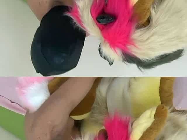 Japanese teen uses toys to pleasure pussy