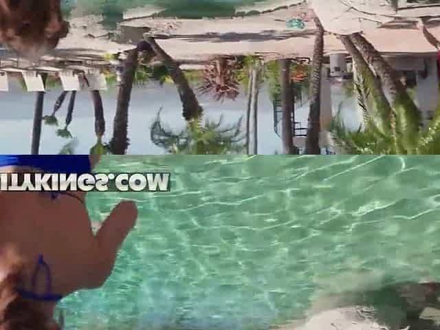 REALITY KINGS - Cherie Devillex - Cougars Catch The Pool Hunk