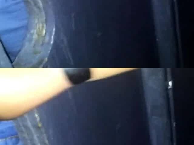 Svenska Hustruns Glory Hole Handjob