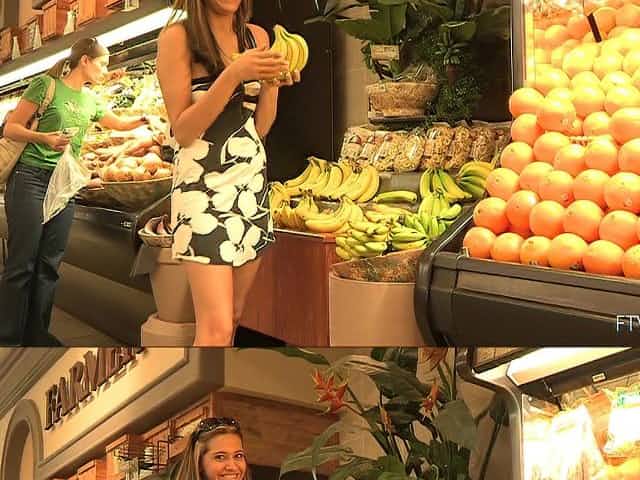Slut inserts banana in her pussy outdoors