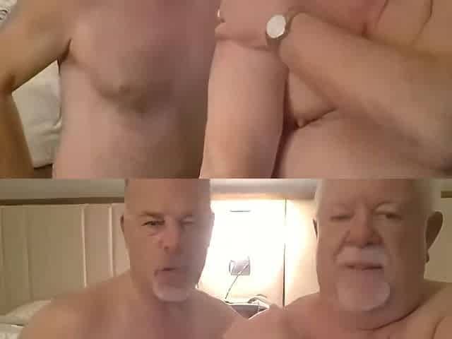Daddies Play On Cam