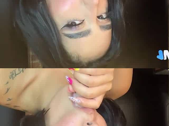 Colombian babe foot fetish video