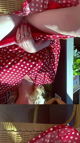 Amateur mature CD solo