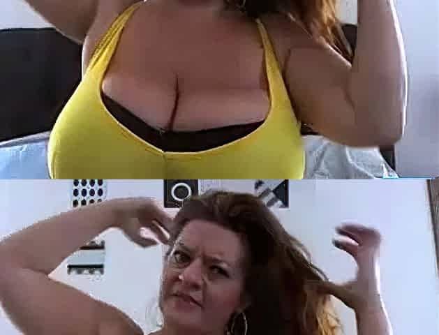 Big Boobs on Webcam - Oops Moment Caught at 4:00