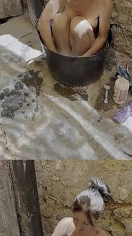 Roemie's Nude Outdoor Baths