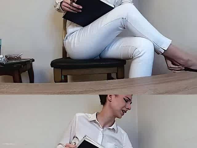 Goddess Mia - Smoking Foot Whore