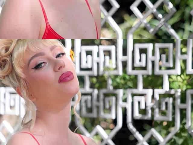 Tiny blonde teen Braylin Bailey outdoor