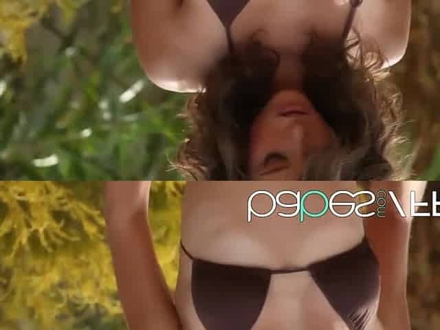 CHICKS - Malena Morgan - solo teen rubs her vagina out by the pool