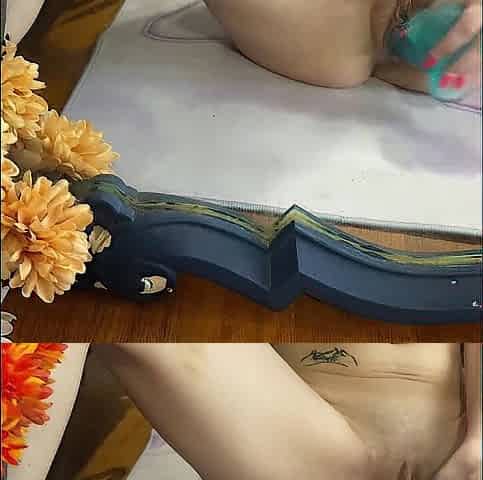 Using my Large Sex tool to bang this charming cunt in the mirror