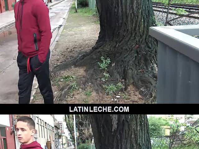 Straight Dudes Jerk Off With Each Other