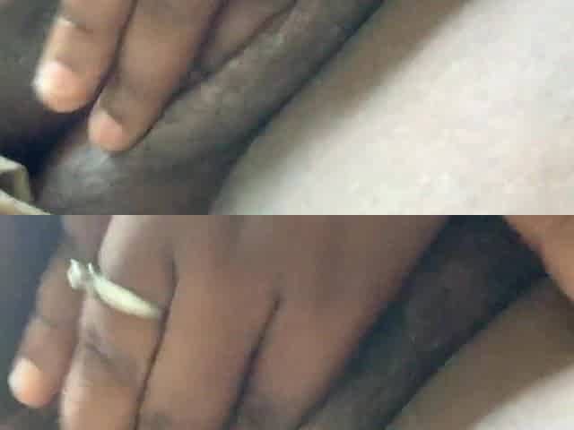 big beautiful woman playing with that vagina