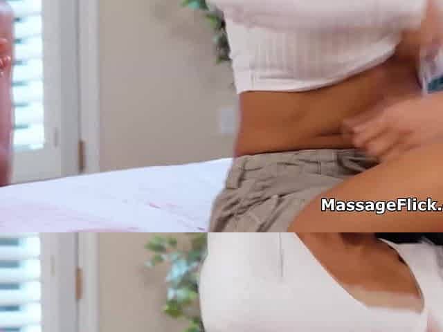 Girlfriends get turned on during relaxing massage