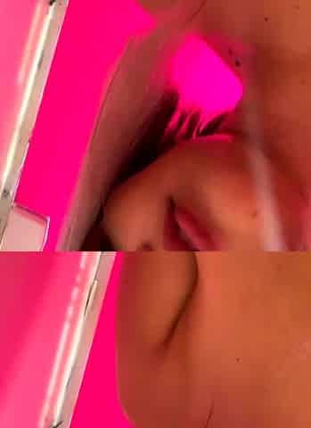 Young amateur teen in solo masturbation getting kinky