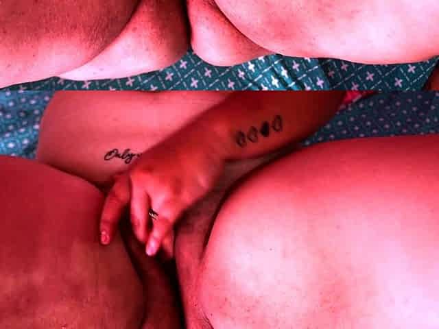 I masturbate with a dildo for my followers