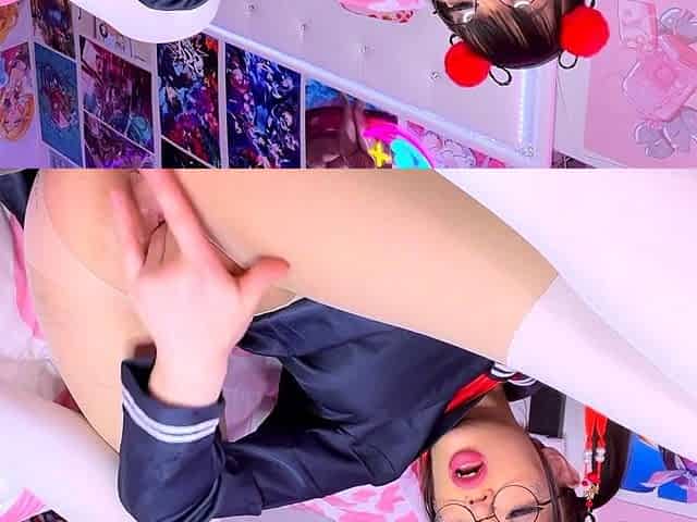Sexy hottie Anetta Keys enjoys a solo toy masturbation