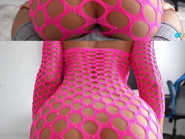 Large Round Booty in kinky Pink Costume Amateur Schlong Rubbing