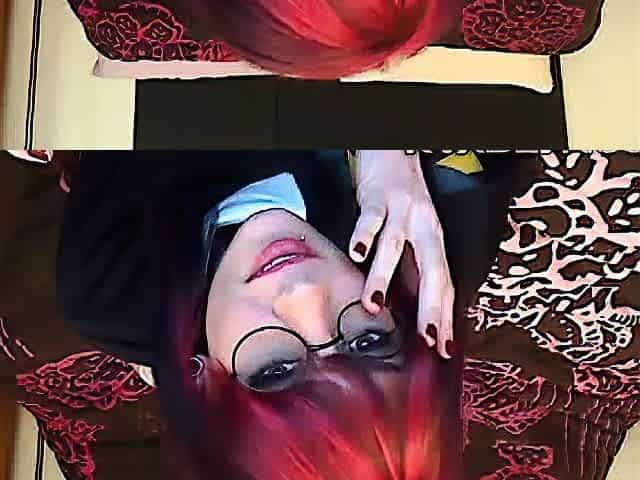 Amateur redhead shaves and masturbates