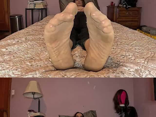 Wank to my nylon feet