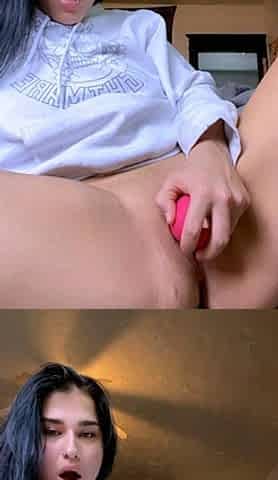 Amateur brunette ariana marie solo toying