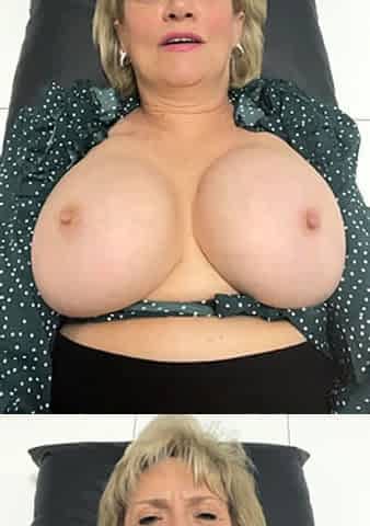 Blonde Nice Big Boobs Masturbating