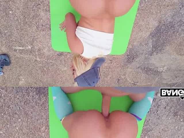 Tommy Cabrio And Blondie Fesser - Naked Blondie In The Street