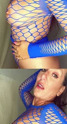 Love Chat Big Boobs Brunette Masturbating For Cam