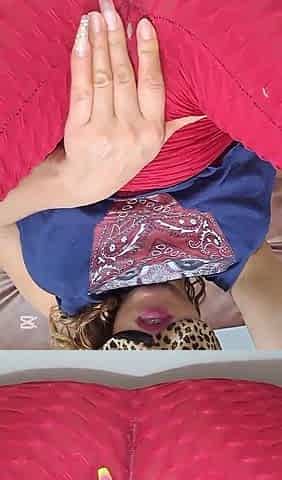 Masturbation in leggings