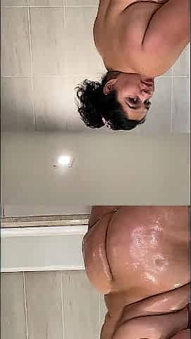 big beautiful woman mother I'd like to fuck Solo Hot Shower