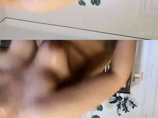 Big-Ass Babe Gets Wet and Messy on Cam!