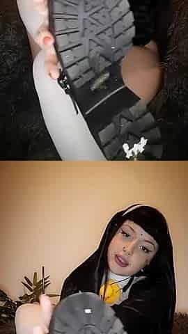 Nun Twerking on Bigblackdildo!dirty Talk